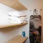 Center Apartment *