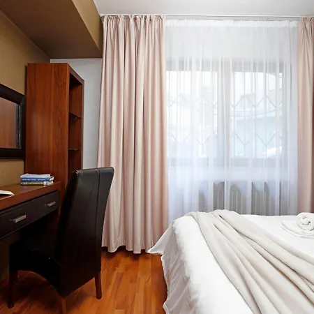 Apartment Center